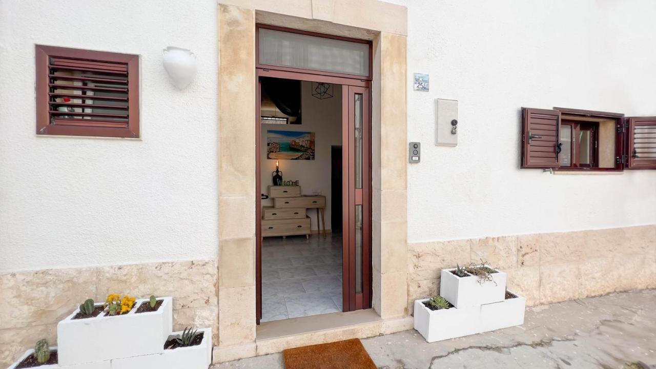 Wepuglia - La Dimora Di Mara Lägenhet Polignano a Mare Exteriör bild